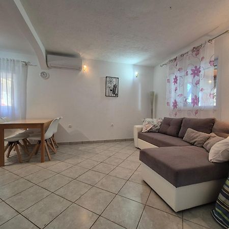 Apartment Zavala 8774B イェルサ エクステリア 写真